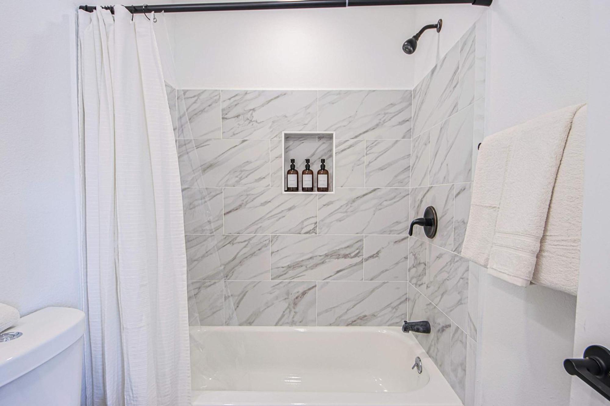 Hébergement de vacances Stunning 9br Build Your Group Vacation Memories